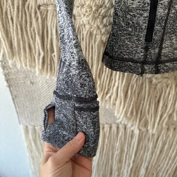 Lululemon Define Jacket - Picture 4 of 8